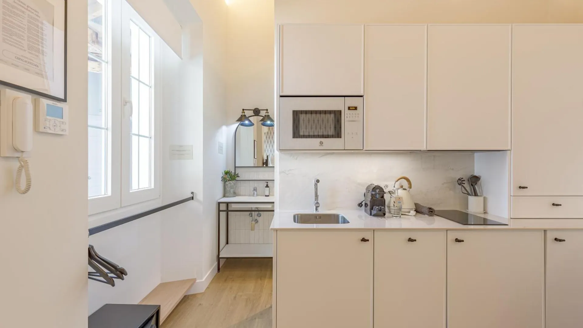 Palacio Vegafuente By Caleta Homes Malaga Apartment