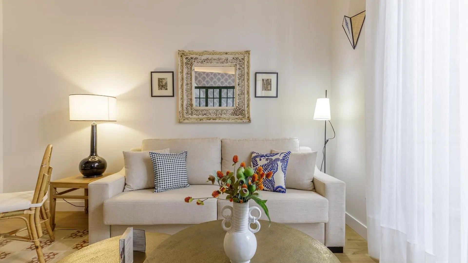 Palacio Vegafuente By Caleta Homes Málaga