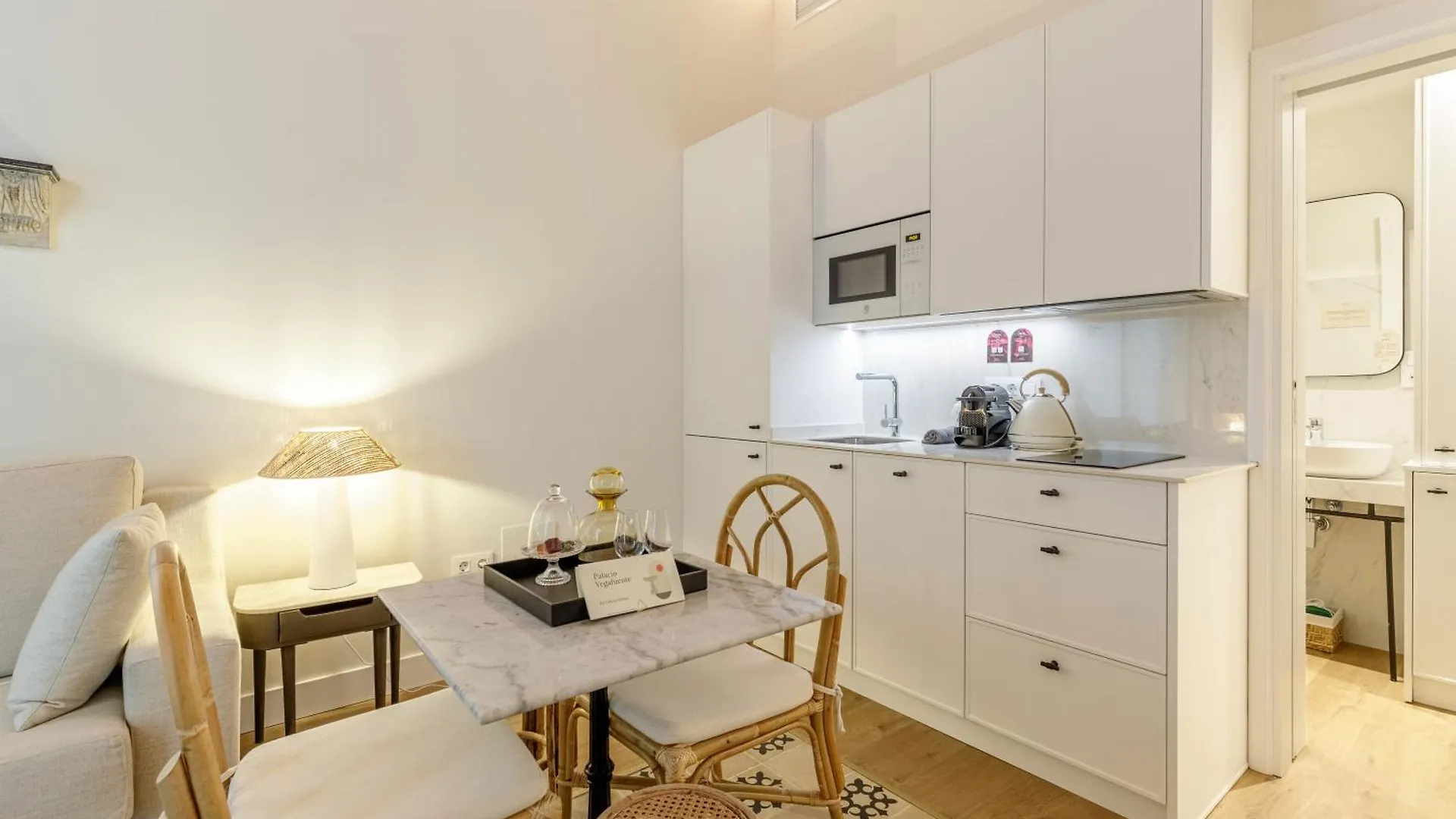 Palacio Vegafuente By Caleta Homes Málaga Apartamento