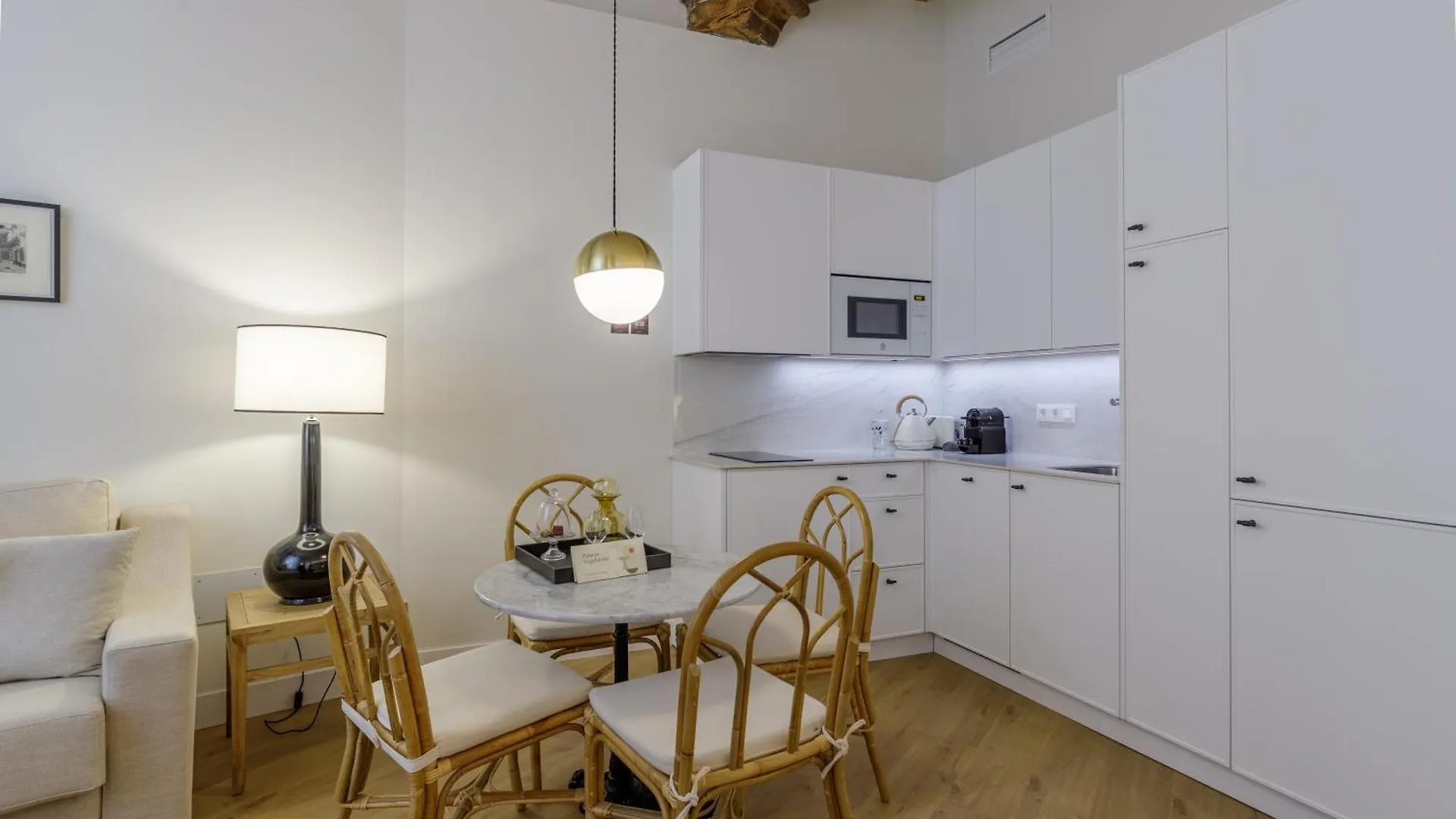 Apartamento Palacio Vegafuente By Caleta Homes Málaga