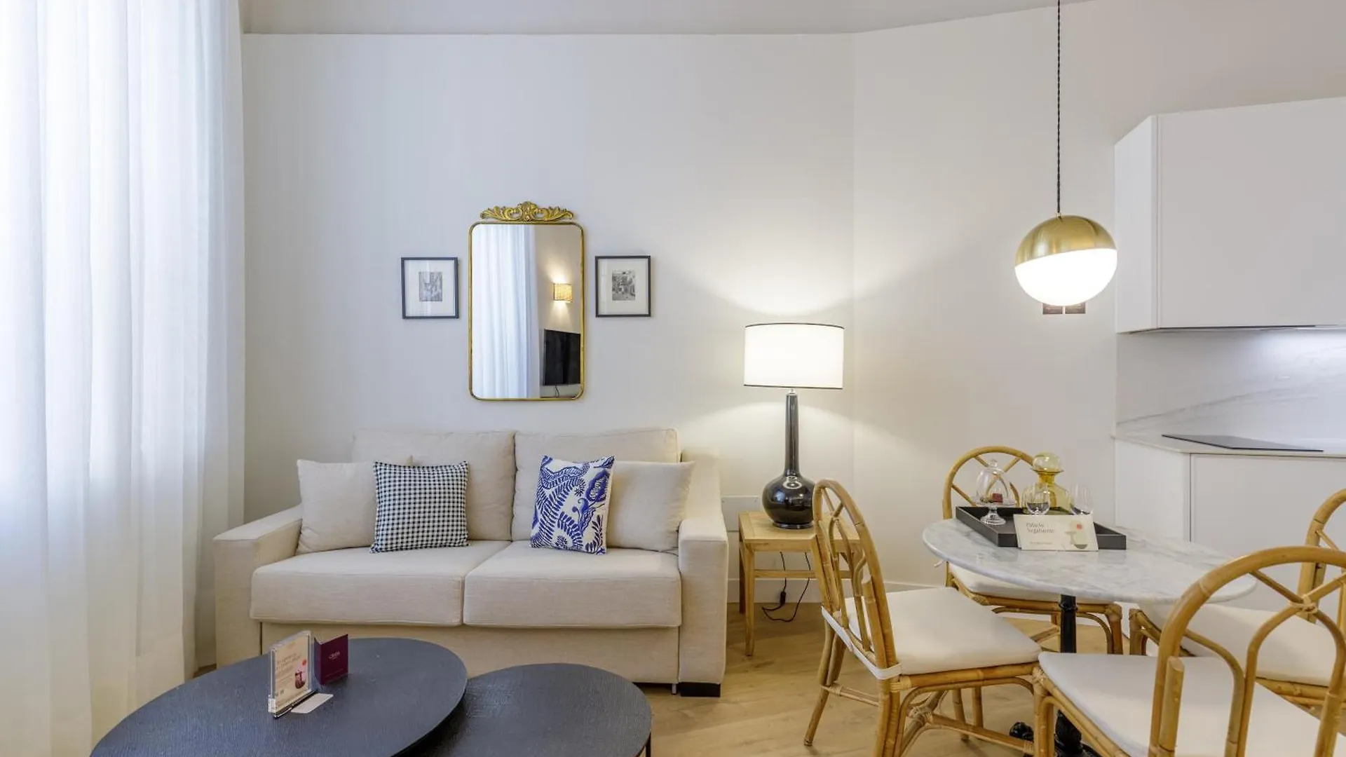 Palacio Vegafuente By Caleta Homes Málaga