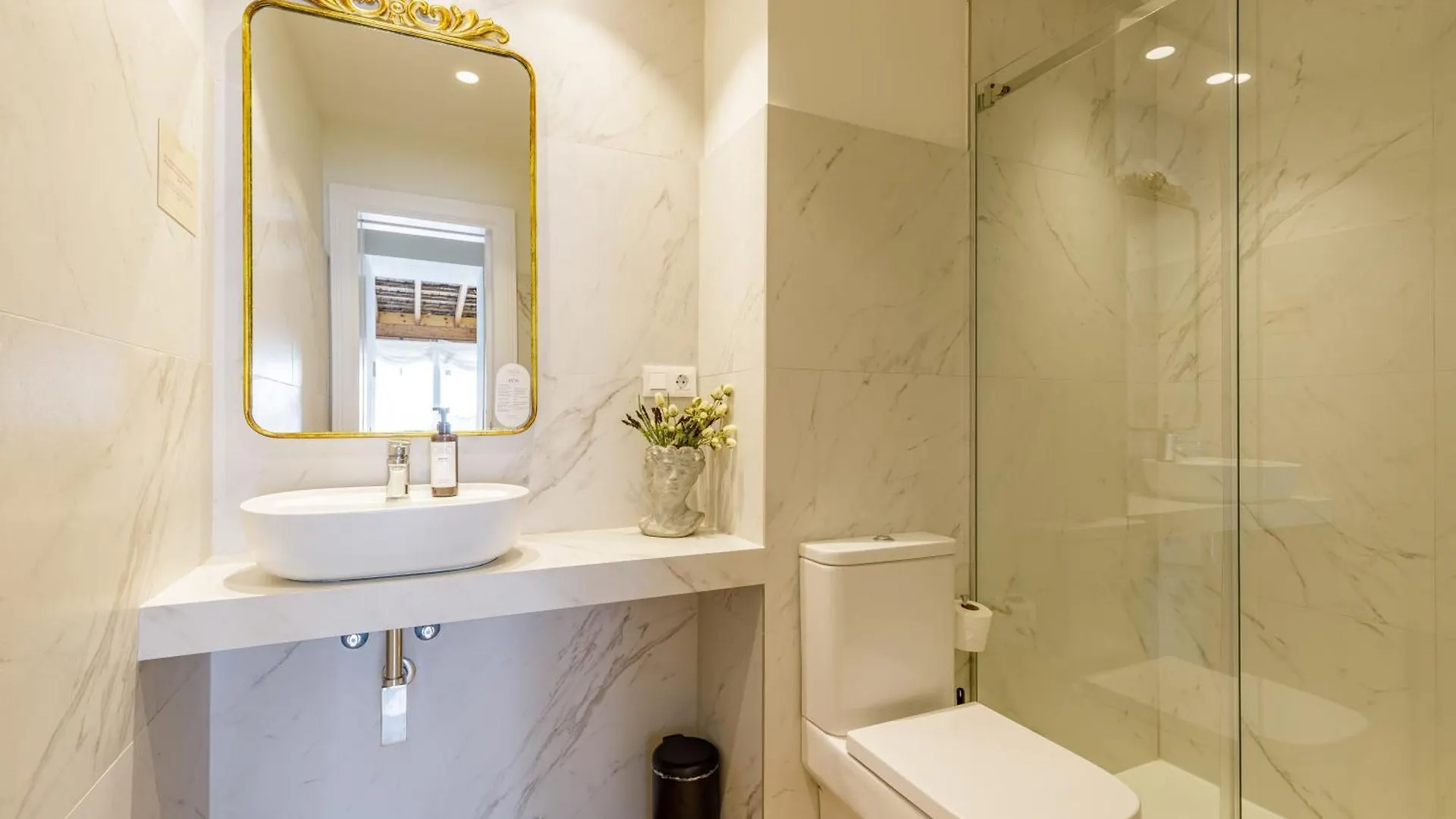 Palacio Vegafuente By Caleta Homes Málaga Apartamento