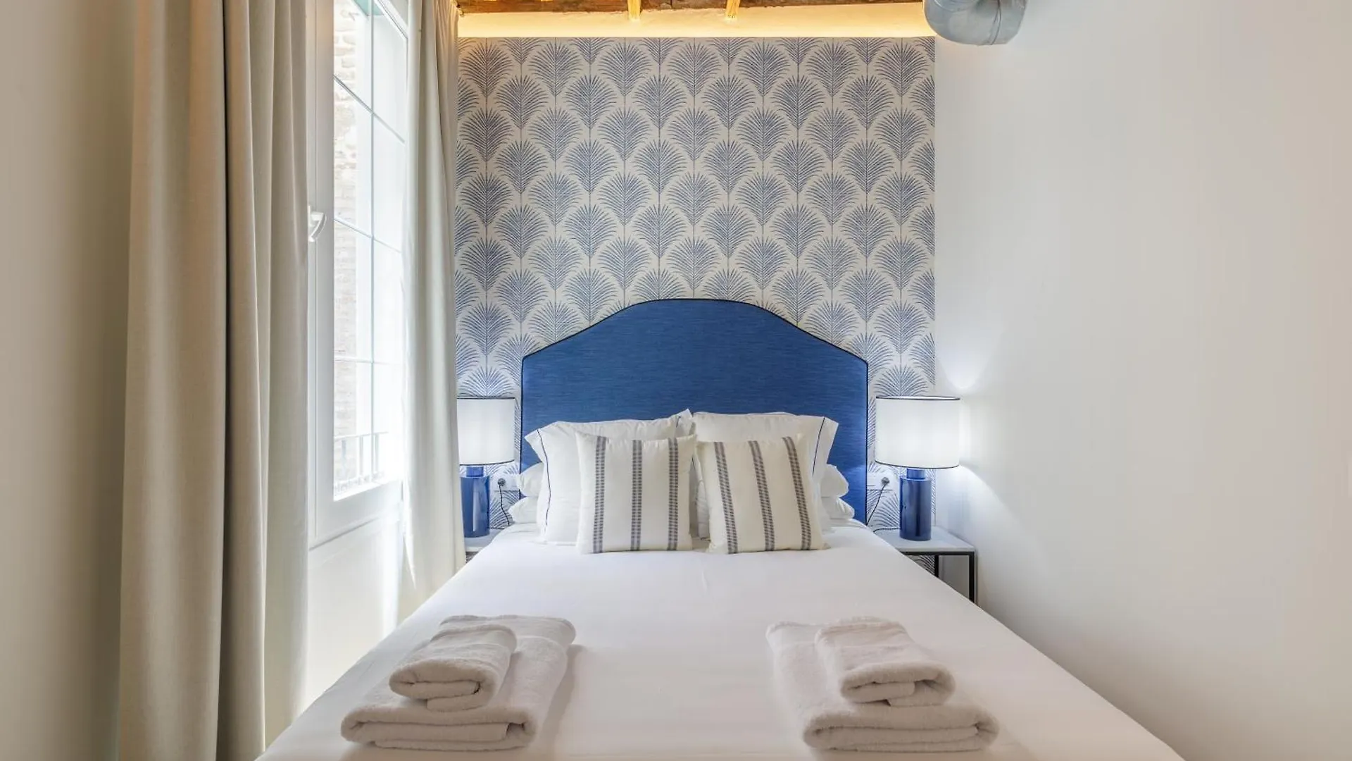 Apartamento Palacio Vegafuente By Caleta Homes Málaga