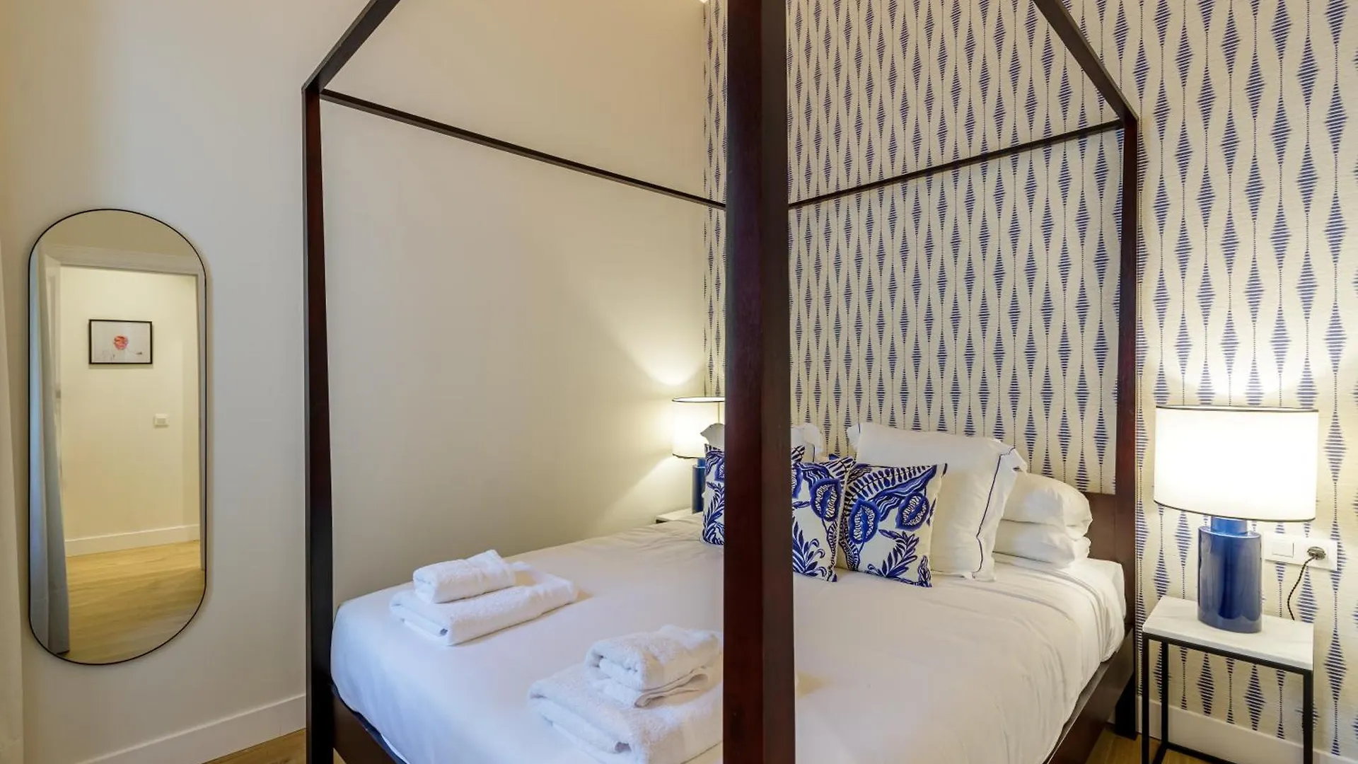 Apartamento Palacio Vegafuente By Caleta Homes Málaga