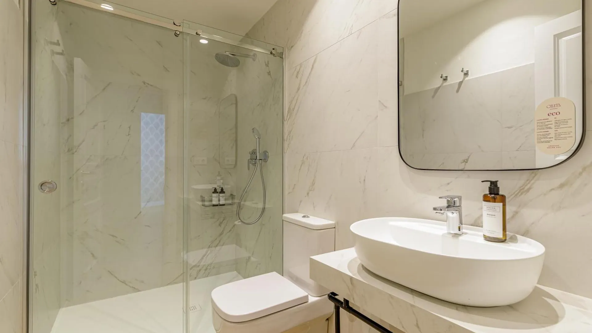 Apartamento Palacio Vegafuente By Caleta Homes Málaga España