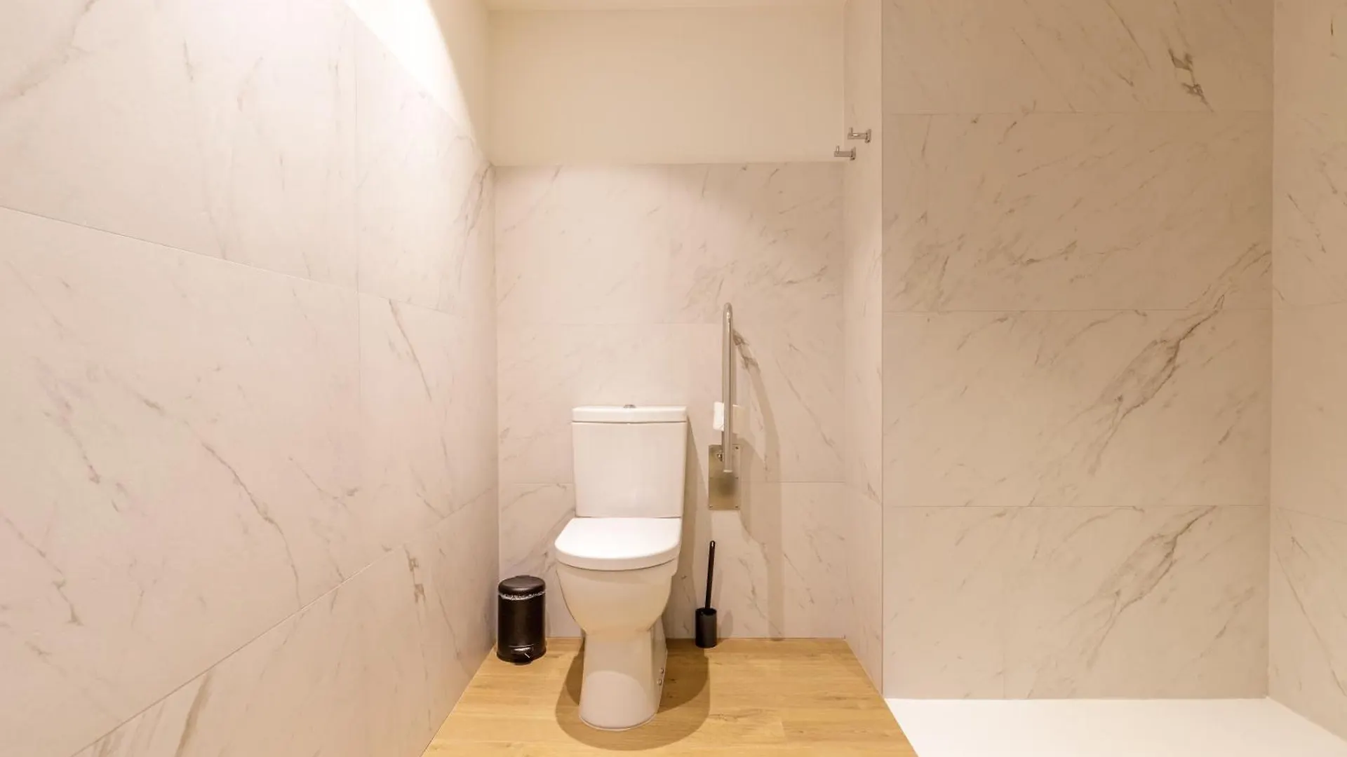 Palacio Vegafuente By Caleta Homes Málaga