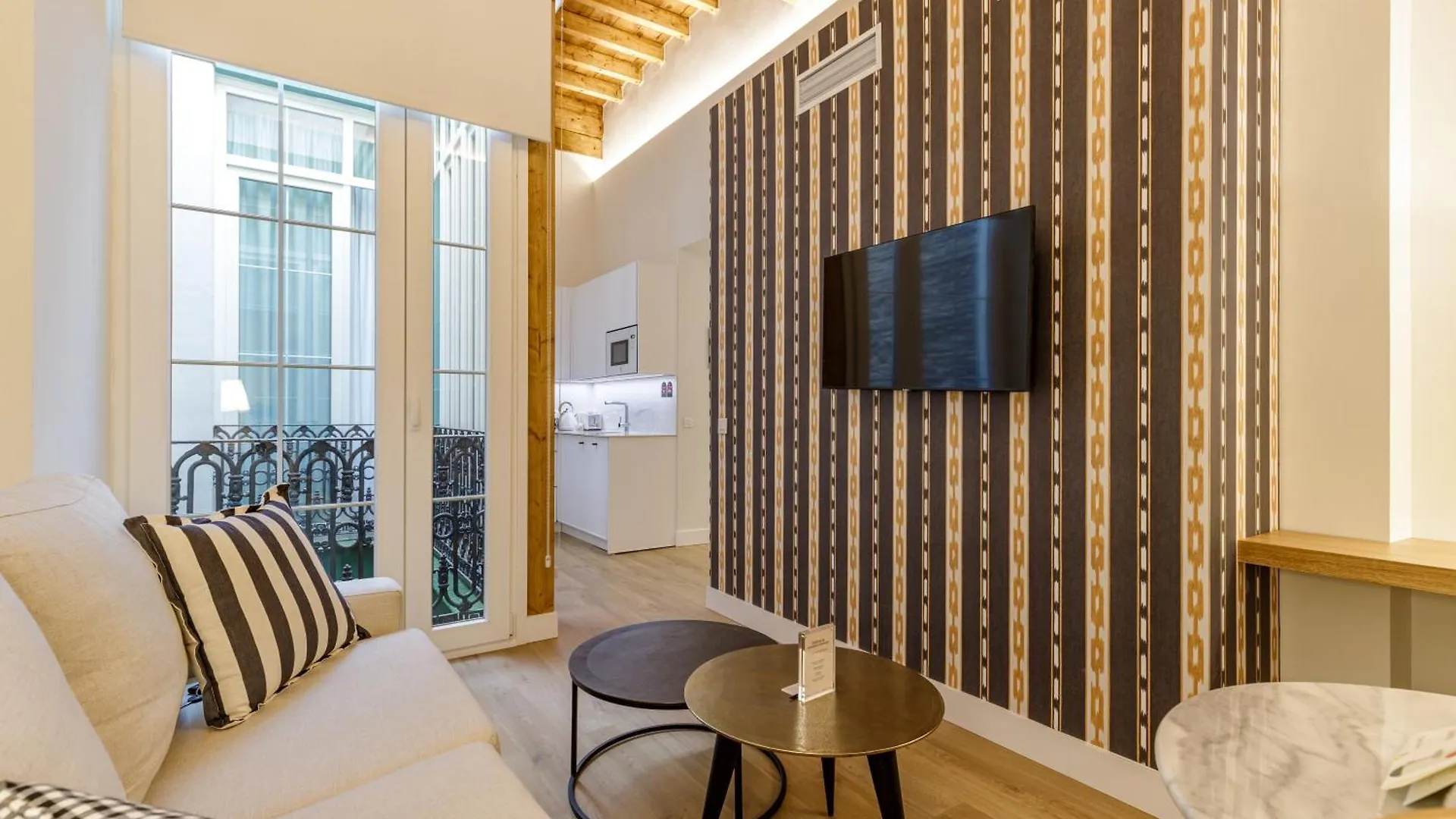 Apartment Palacio Vegafuente By Caleta Homes Malaga