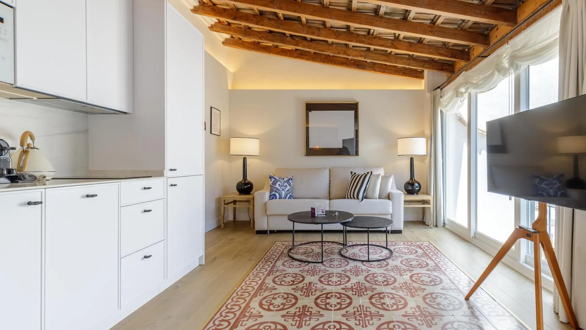 Palacio Vegafuente By Caleta Homes Malaga Spain